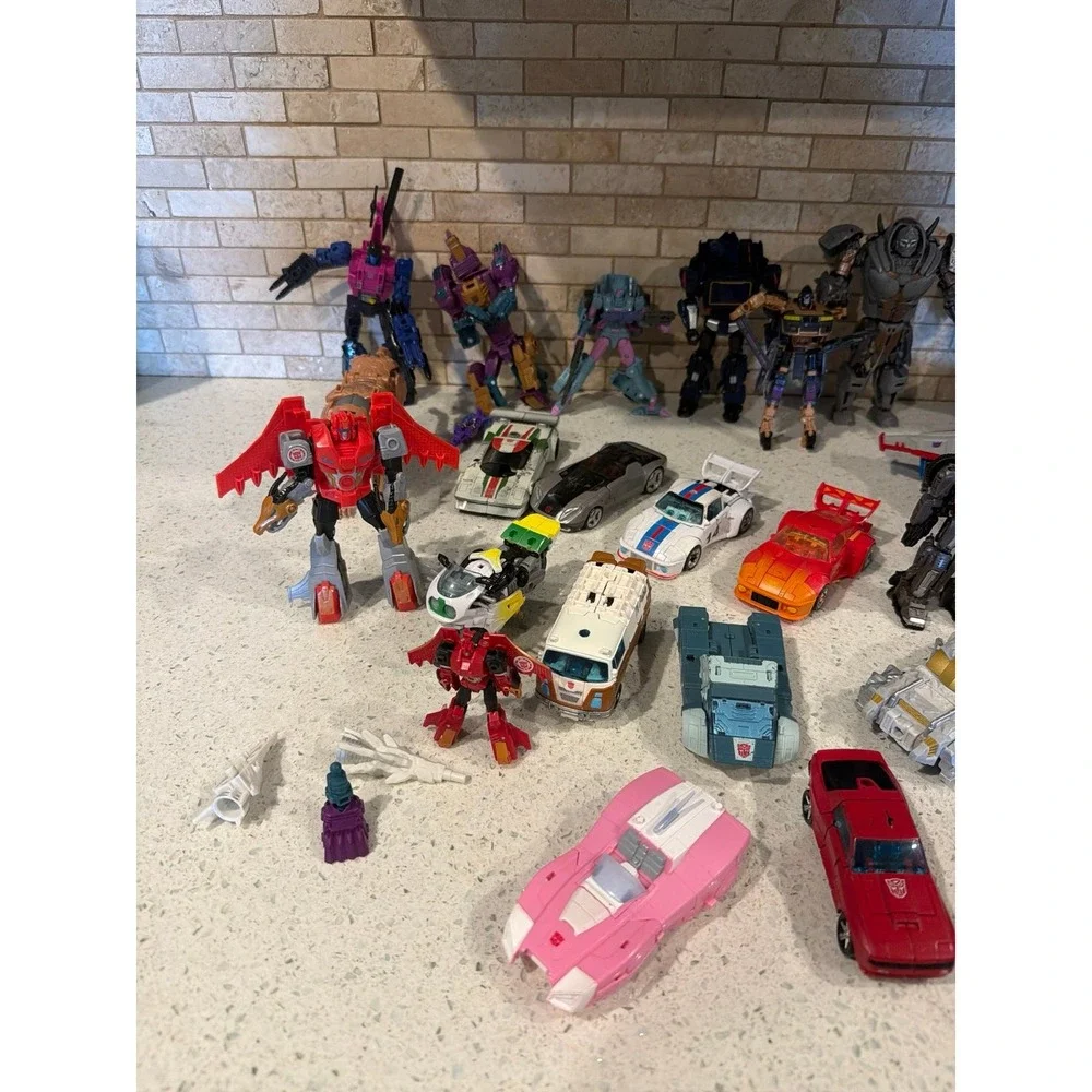 Huge Transformers Action Figure Vehicle Lot Optimus Prime Autobots Decepticons